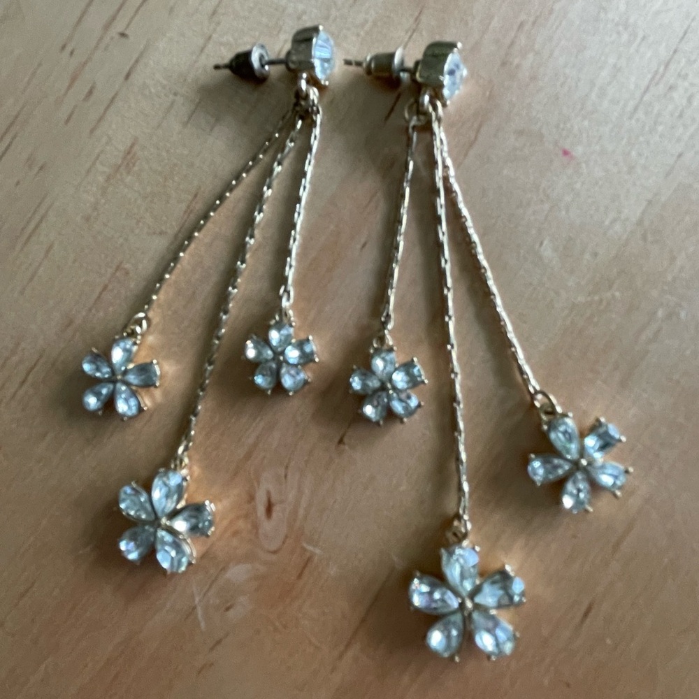 Dangle Flower Earrings